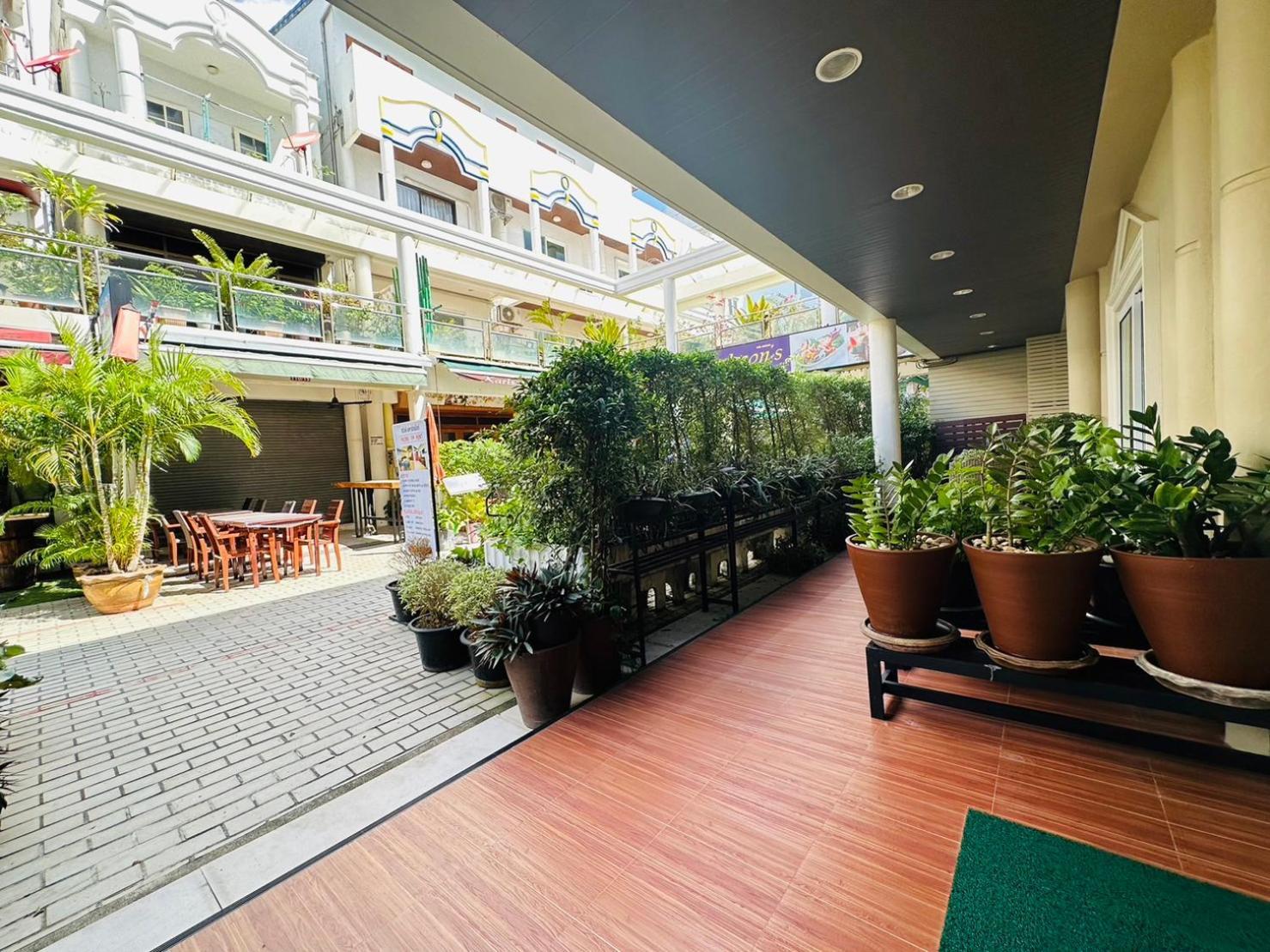Sawasdee Apartment Patong 外观 照片